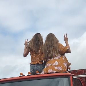 Meet your Posher, Holly